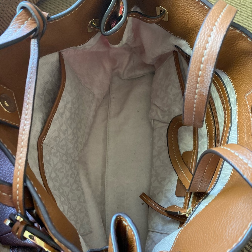 Michael Kors Bag - Picture 3 of 3